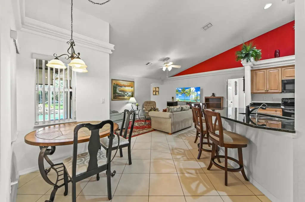 6178 NW Duke Circle Port St Lucie FL 34983