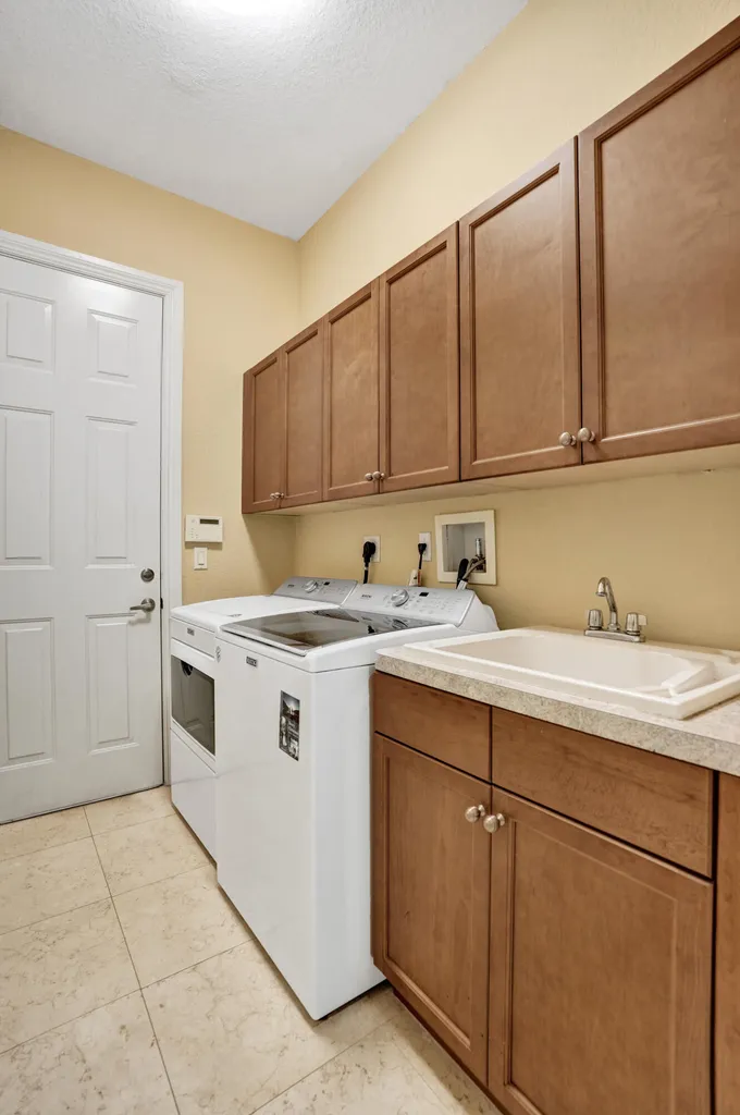 12370 NW 80th Place Parkland FL 33076