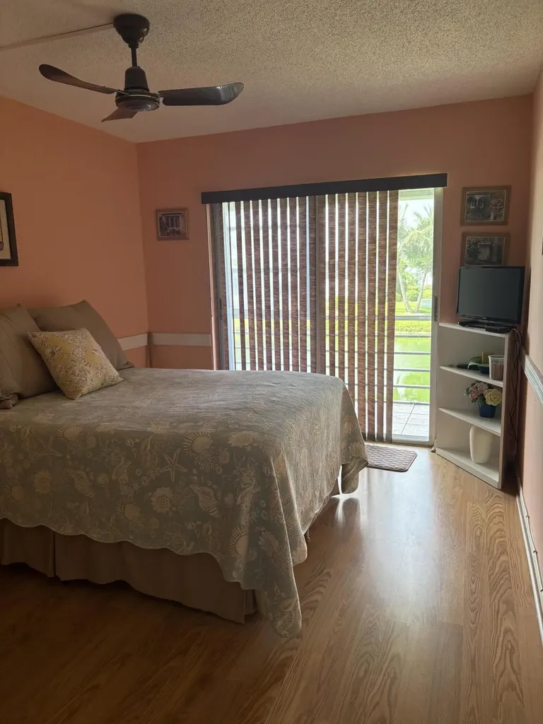 25 Kent B West Palm Beach FL 33417