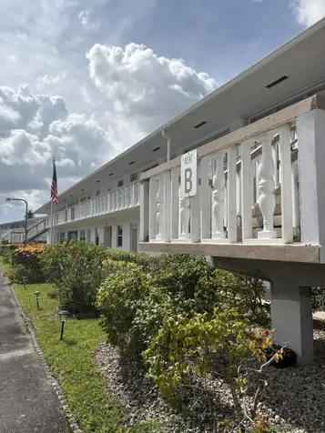 25 Kent B West Palm Beach FL 33417