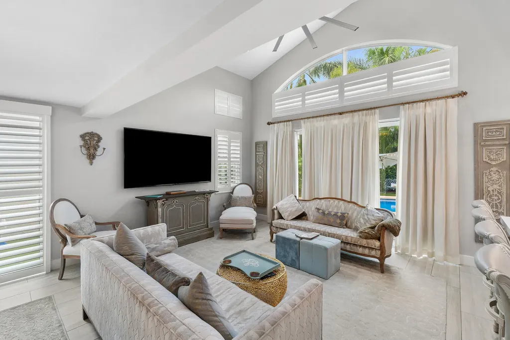 2550 NW 52nd Street Boca Raton FL 33496