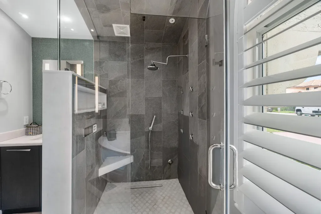 2550 NW 52nd Street Boca Raton FL 33496