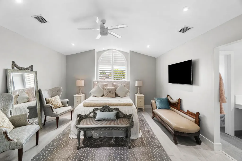 2550 NW 52nd Street Boca Raton FL 33496