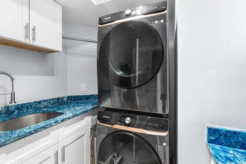 2550 NW 52nd Street Boca Raton FL 33496