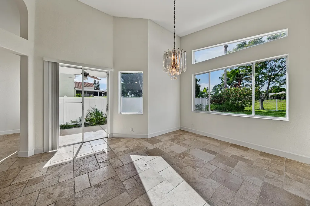 4583 NW 7th Place Deerfield Beach FL 33442