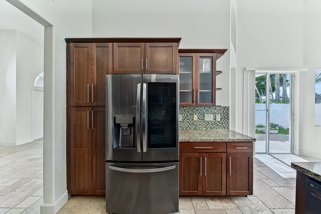 4583 NW 7th Place Deerfield Beach FL 33442