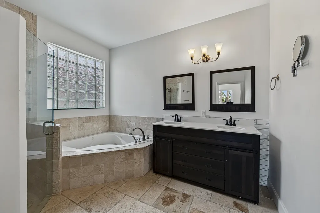 4583 NW 7th Place Deerfield Beach FL 33442