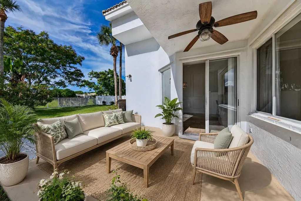 4583 NW 7th Place Deerfield Beach FL 33442