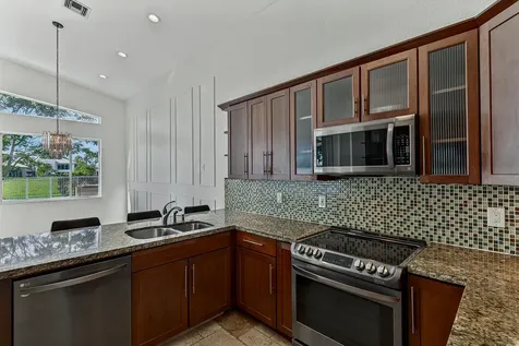 4583 NW 7th Place Deerfield Beach FL 33442