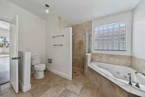 4583 NW 7th Place Deerfield Beach FL 33442