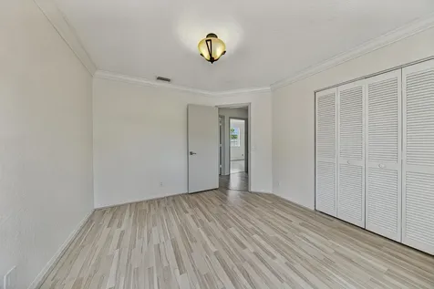 4583 NW 7th Place Deerfield Beach FL 33442