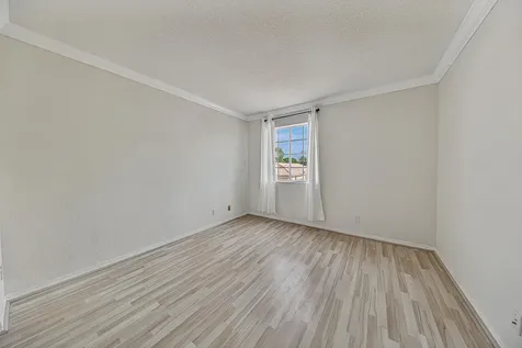 4583 NW 7th Place Deerfield Beach FL 33442