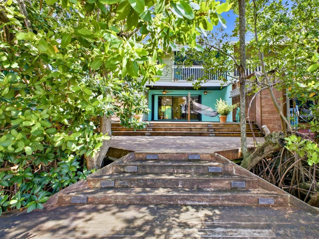 626 Mariners Way Boynton Beach FL 33435
