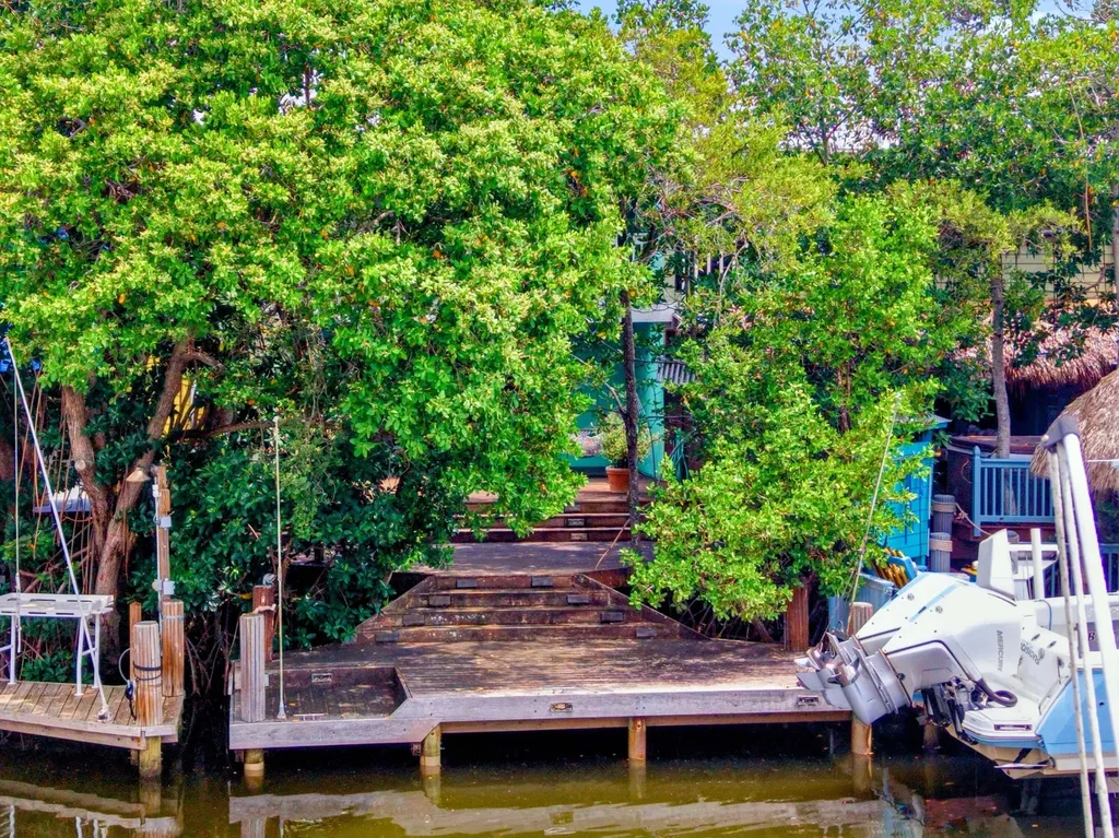 626 Mariners Way Boynton Beach FL 33435
