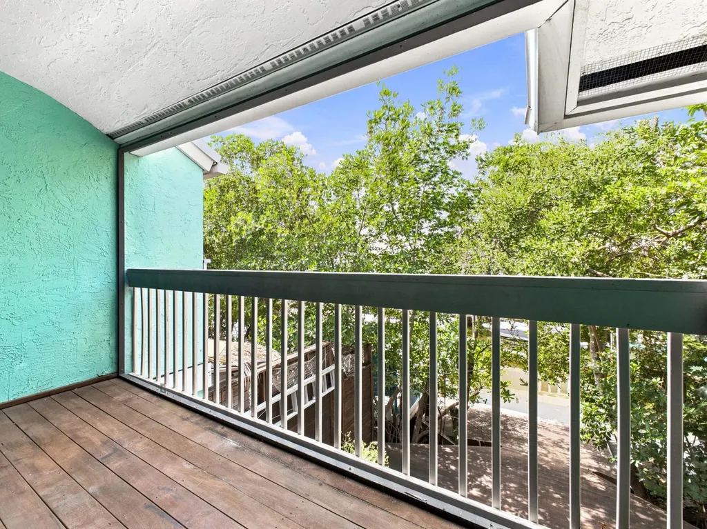 626 Mariners Way Boynton Beach FL 33435