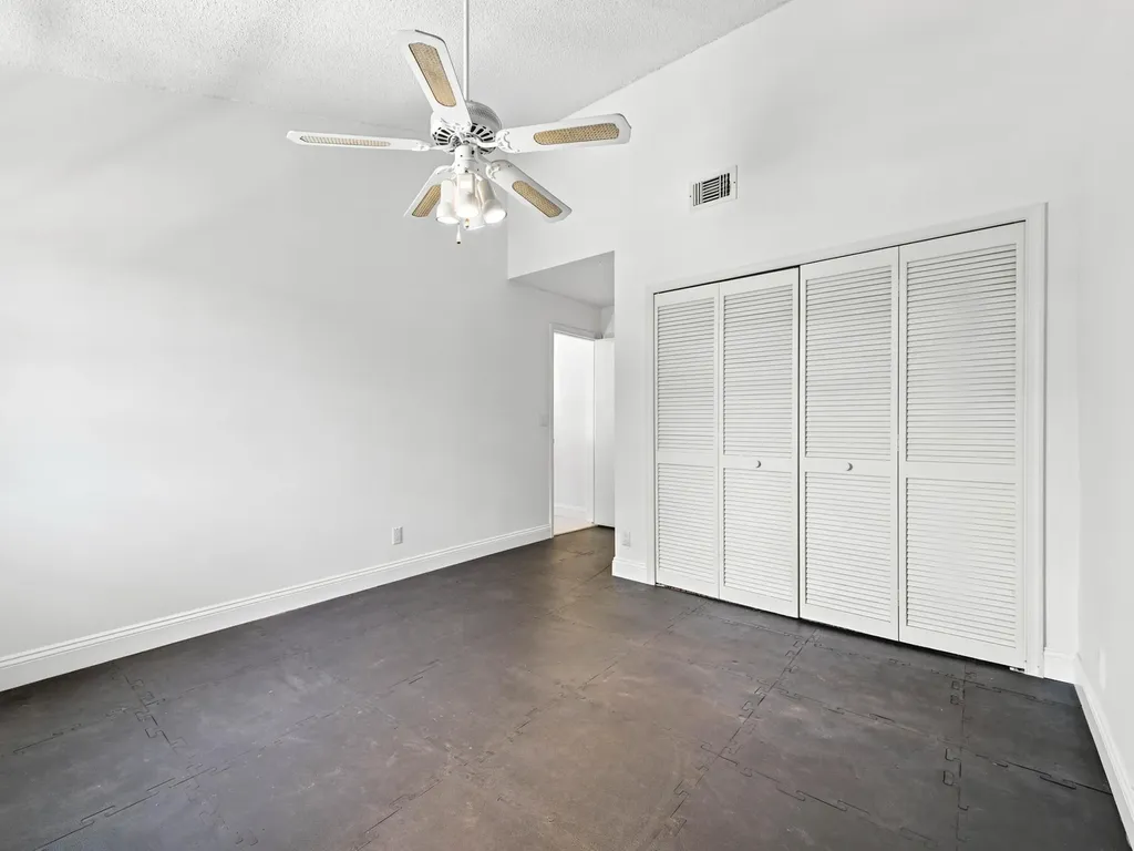 626 Mariners Way Boynton Beach FL 33435
