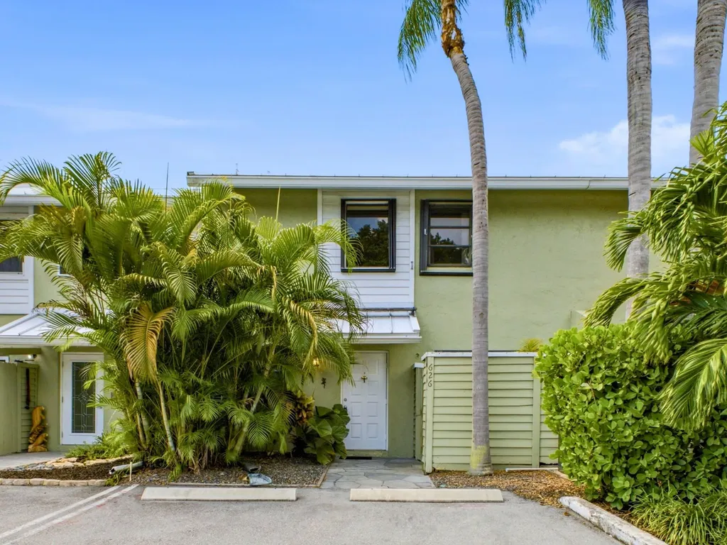 626 Mariners Way Boynton Beach FL 33435