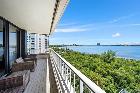 5250 N Ocean Drive Singer Island FL 33404