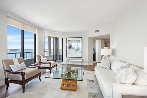 5250 N Ocean Drive Singer Island FL 33404