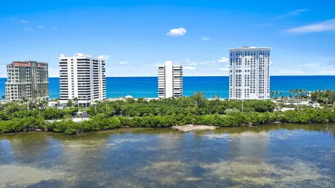 5250 N Ocean Drive Singer Island FL 33404