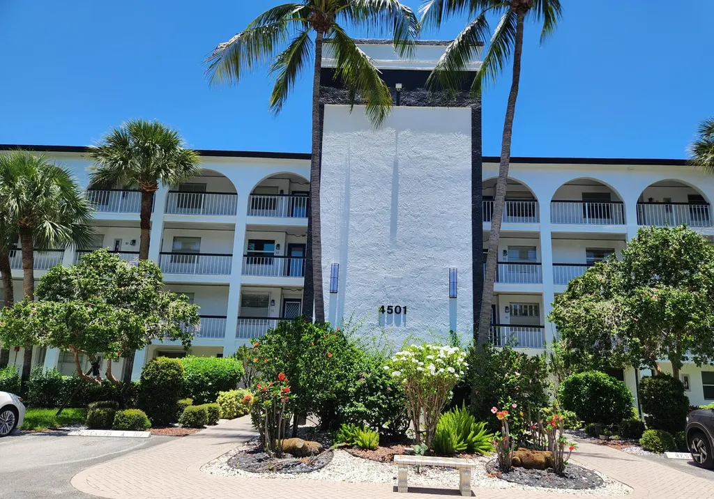 4501 Martinique Way Coconut Creek FL 33066
