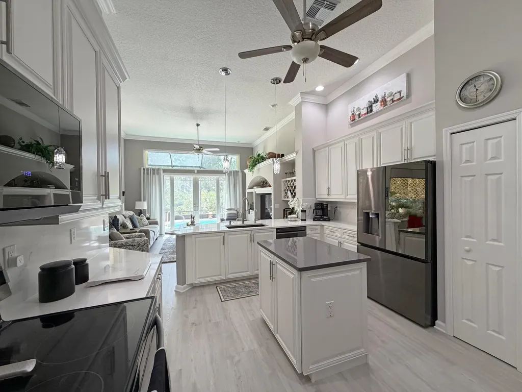 728 SW Lake Charles Circle Port St Lucie FL 34986