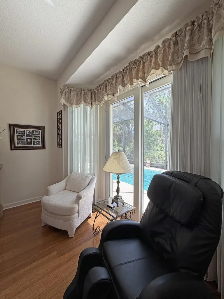728 SW Lake Charles Circle Port St Lucie FL 34986