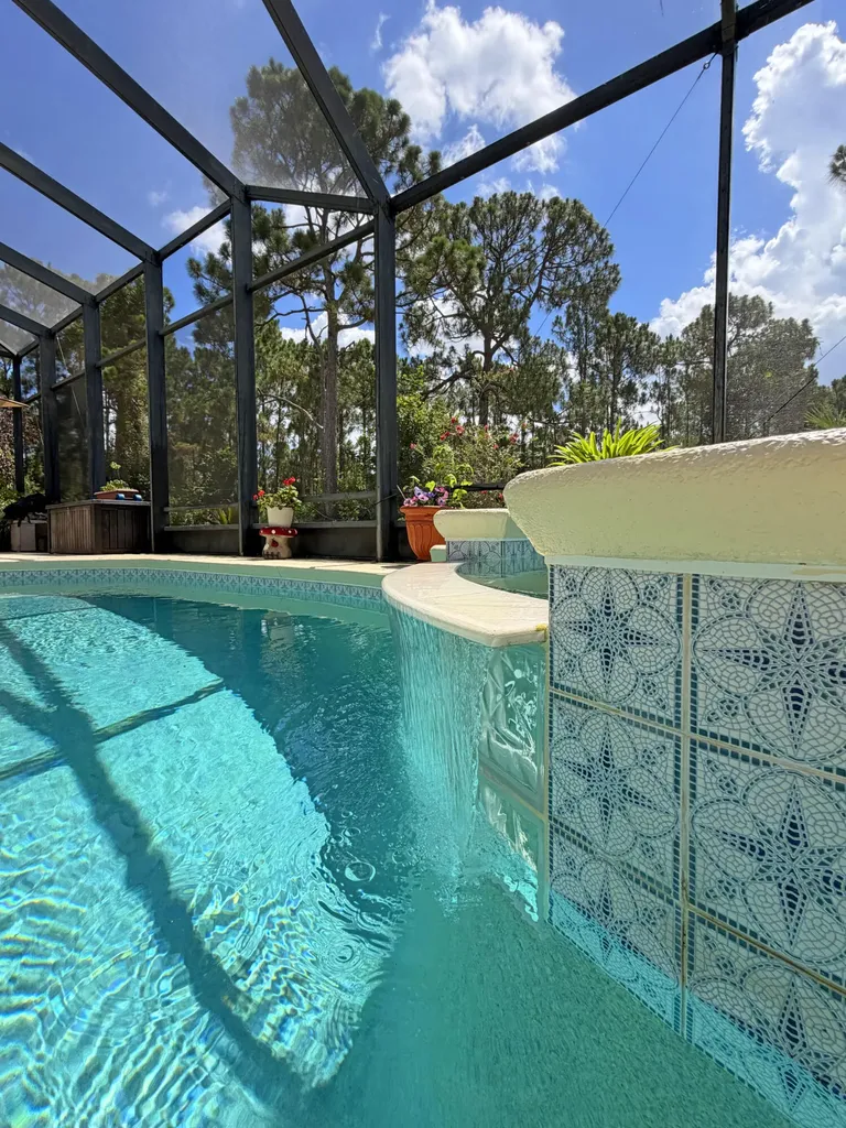 728 SW Lake Charles Circle Port St Lucie FL 34986