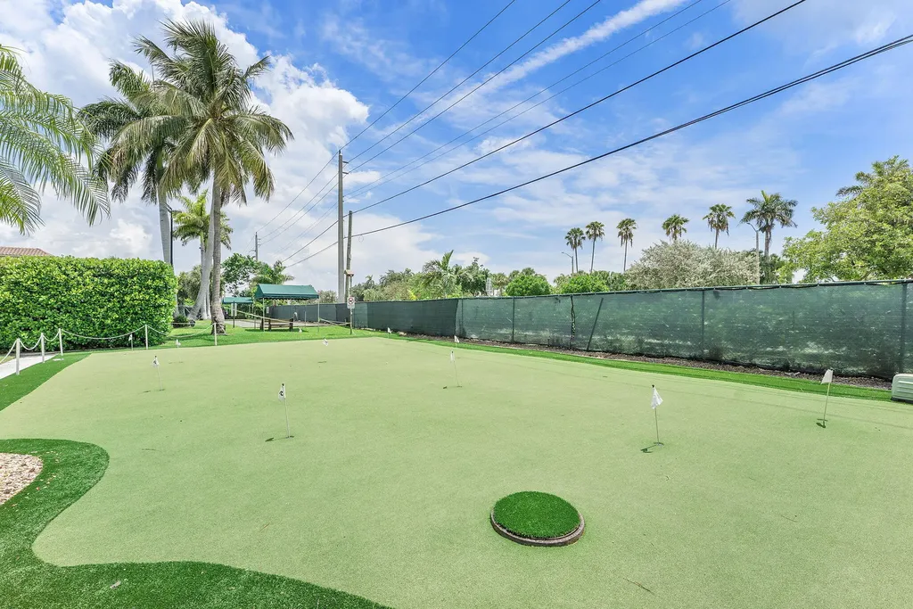 20 Royal Palm Way Boca Raton FL 33432