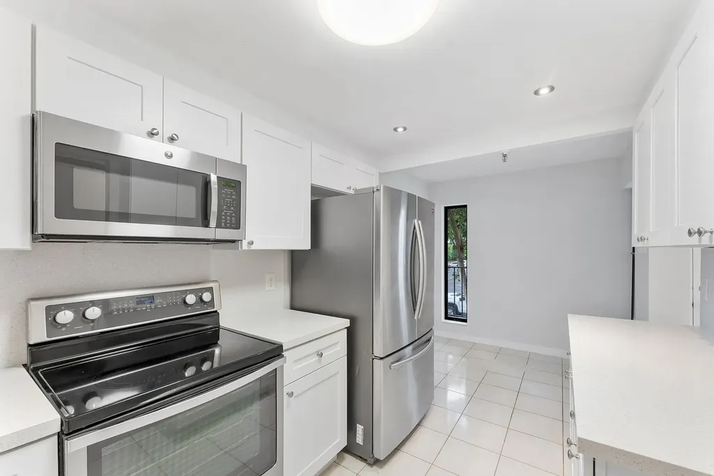 20 Royal Palm Way Boca Raton FL 33432