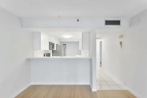 20 Royal Palm Way Boca Raton FL 33432