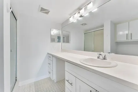 20 Royal Palm Way Boca Raton FL 33432