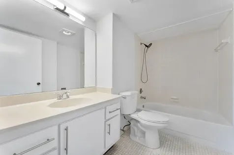 20 Royal Palm Way Boca Raton FL 33432