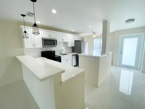 13757 Flora Place Delray Beach FL 33484