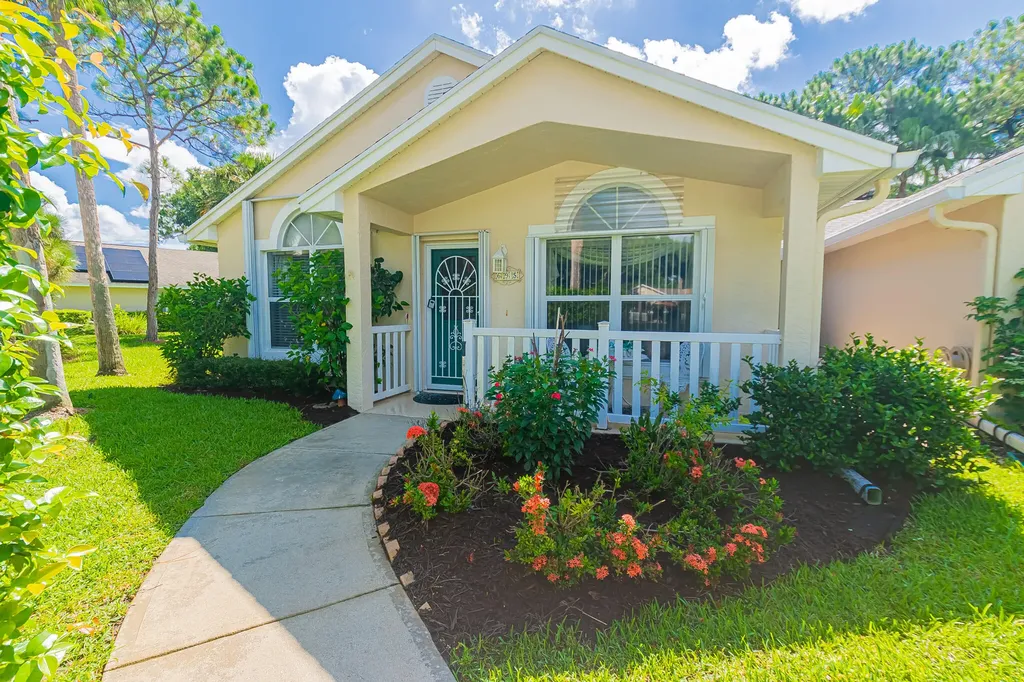 695 NW San Remo Circle Port St Lucie FL 34986
