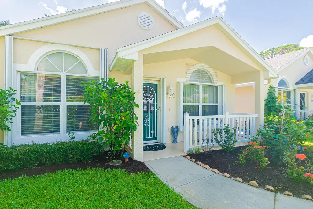 695 NW San Remo Circle Port St Lucie FL 34986