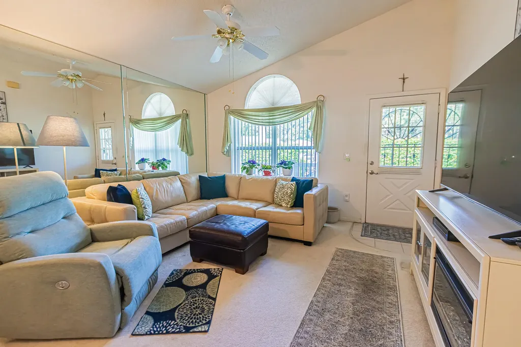 695 NW San Remo Circle Port St Lucie FL 34986