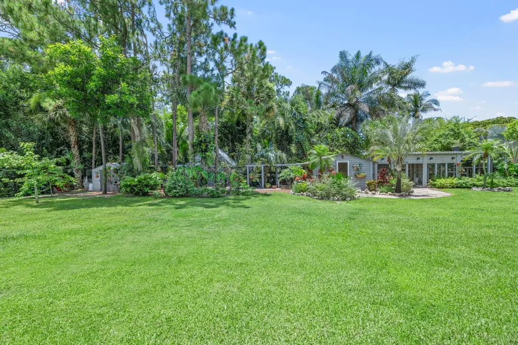 14800 April Drive Loxahatchee Groves FL 33470
