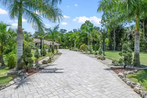 14800 April Drive Loxahatchee Groves FL 33470