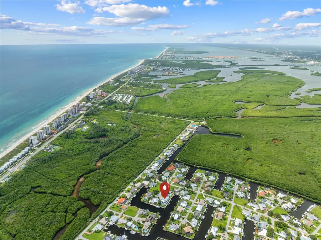 Hutchinson Island FL, 123 Queen Ann Court