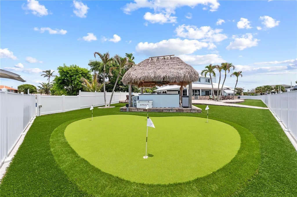 123 Queen Ann Court Hutchinson Island FL 34949