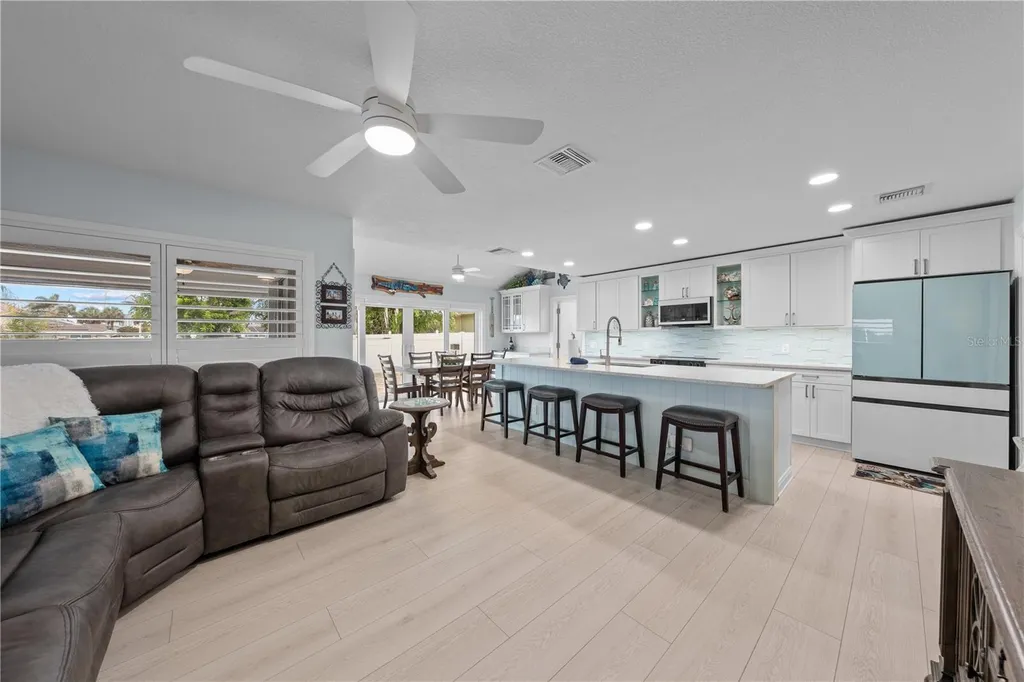 123 Queen Ann Court Hutchinson Island FL 34949
