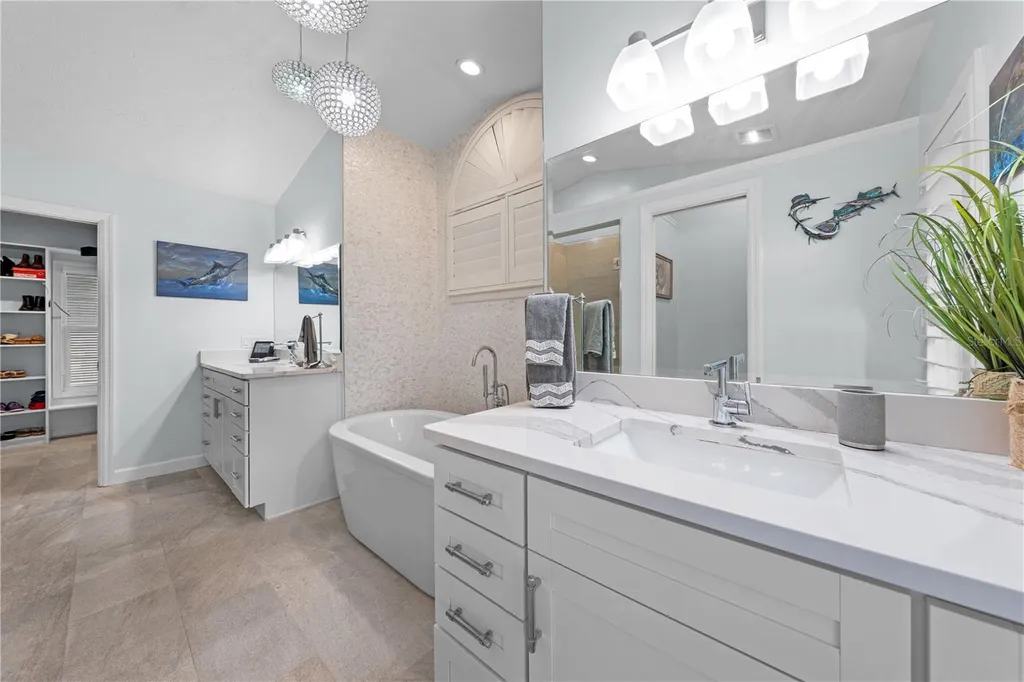123 Queen Ann Court Hutchinson Island FL 34949