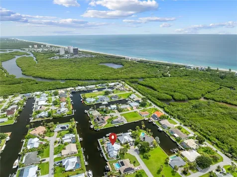 123 Queen Ann Court Hutchinson Island FL 34949