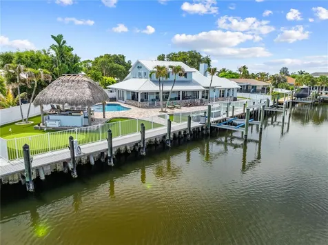 123 Queen Ann Court Hutchinson Island FL 34949