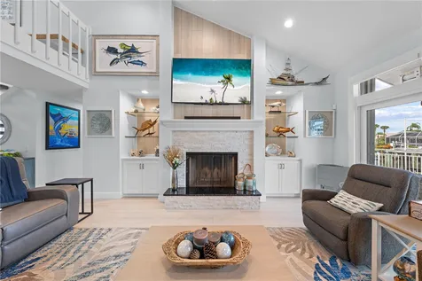 123 Queen Ann Court Hutchinson Island FL 34949