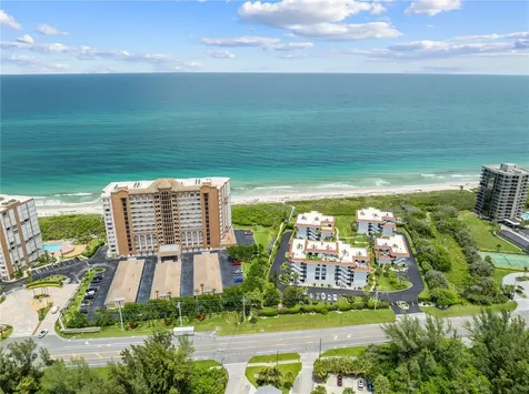 123 Queen Ann Court Hutchinson Island FL 34949