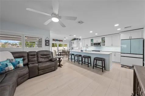 123 Queen Ann Court Hutchinson Island FL 34949