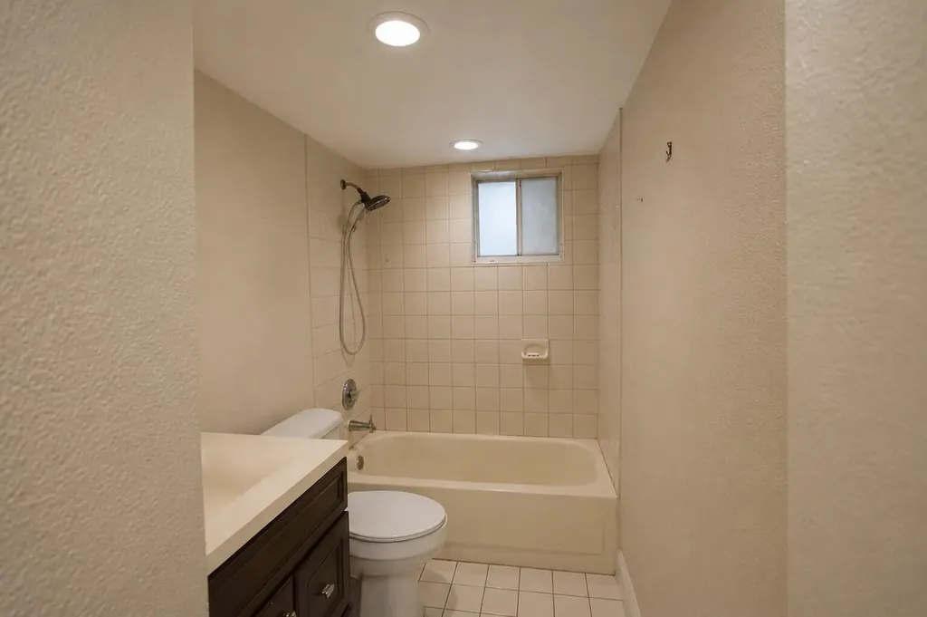 5220 Las Verdes Circle Delray Beach FL 33484
