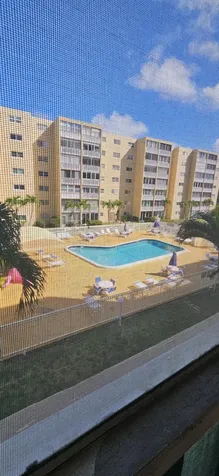 421 NE 14th Avenue Hallandale Beach FL 33009
